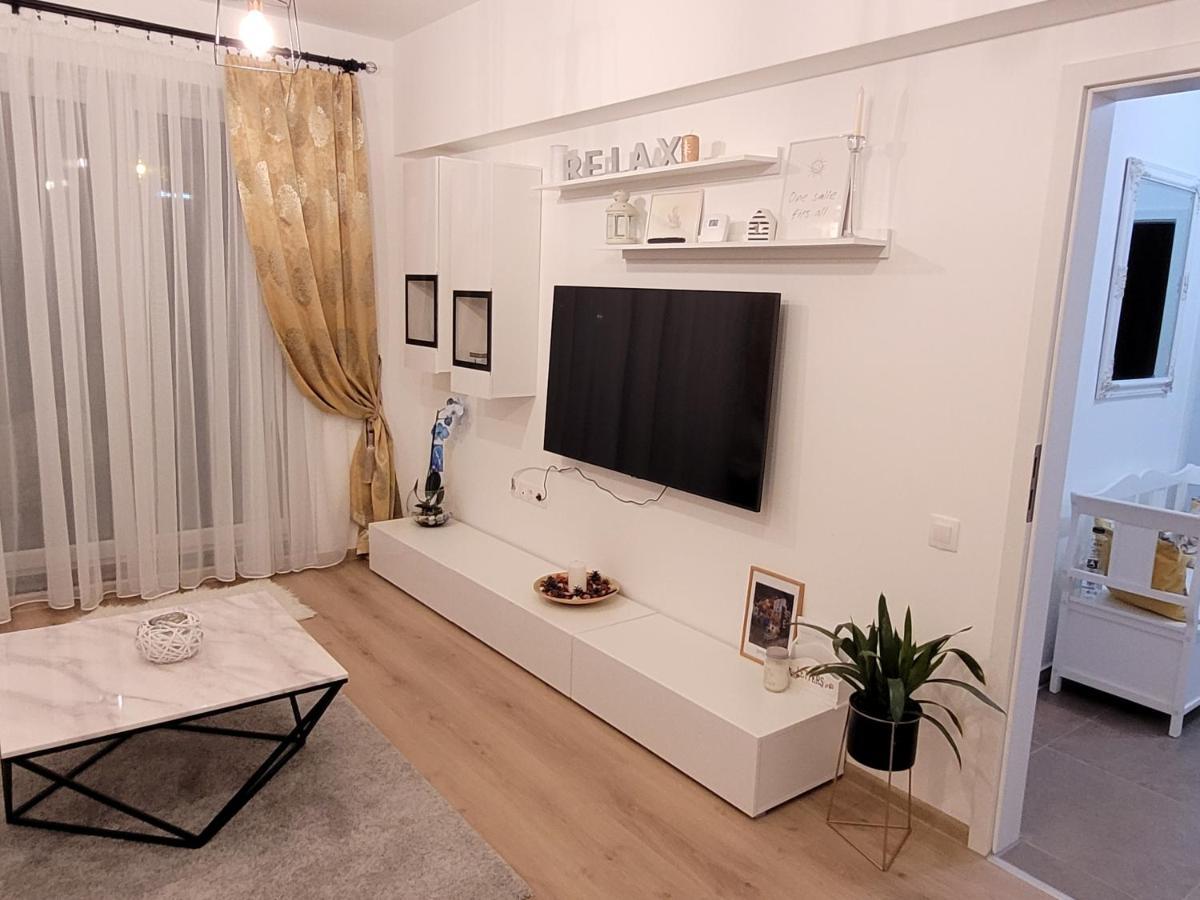 4Qualis Apartment Brasov Bagian luar foto