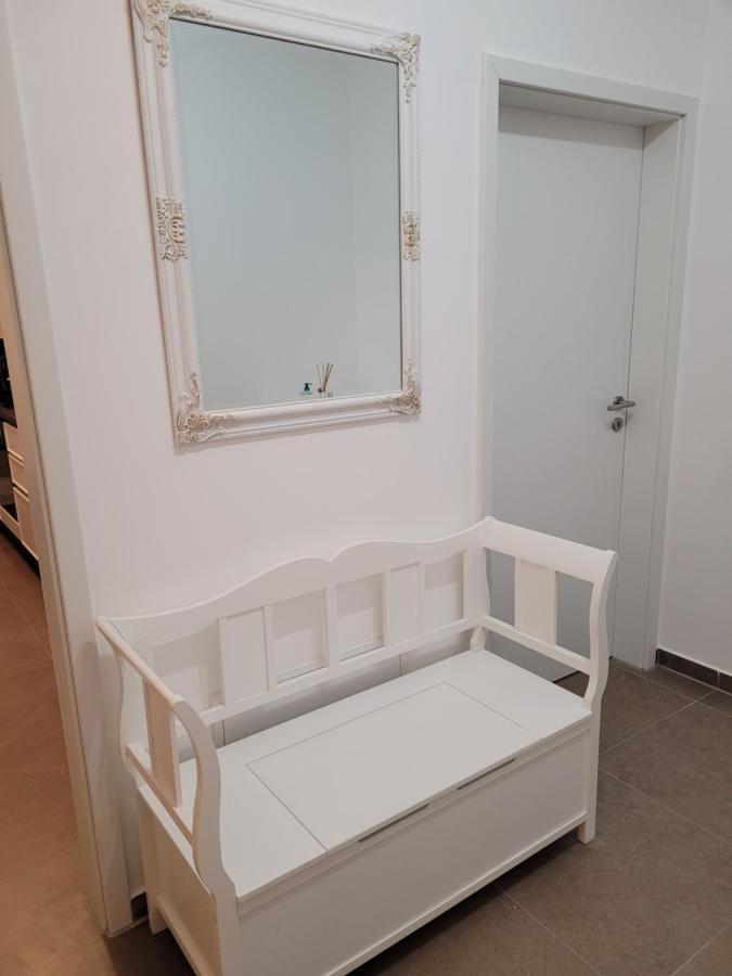 4Qualis Apartment Brasov Bagian luar foto